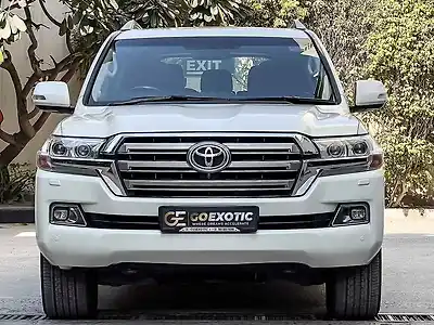Second Hand टोयोटा लैंड क्रूज़र एलसी 200 vx in कोची