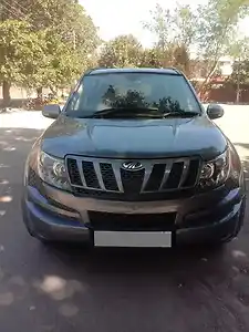 2014 महिंद्रा XUV500 w8 1 2014 महिंद्रा XUV500 w8 1