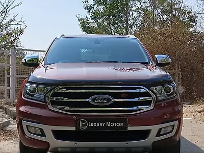 Second Hand Ford Endeavour Titanium 2.2 4x2 AT in Bangalore