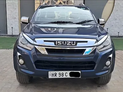Second Hand Isuzu D-Max V-Cross V-Cross Z 4x2 AT [2021] in Delhi