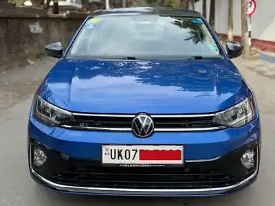 Second Hand फ़ॉक्सवैगन वर्टूस कम्फ़र्टलाइन 1.0 टीएसआई एमटी [2023-2024] in देहरादून