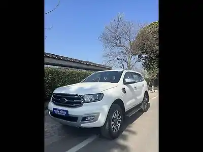 Second Hand फ़ोर्ड एंडेवर टाइटेनियम प्लस 2.0 4x4 ऑटोमैटिक in लुधियाना