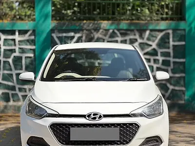 Second Hand Hyundai Elite i20 Magna Executive 1.2 in Surat