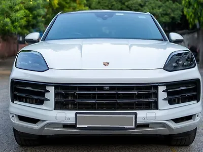 Second Hand Porsche Cayenne Coupe Base in Delhi