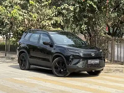 Second Hand टाटा सफारी Adventure Plus A AT 7 STR in मुंबई