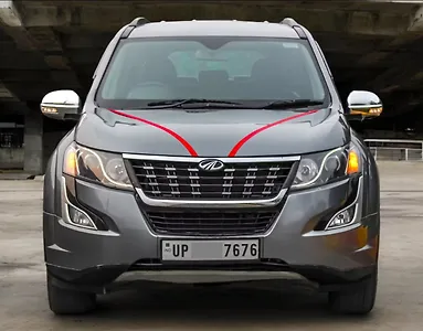 Mahindra XUV500 W8