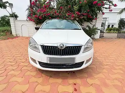 Second Hand स्कोडा रैपिड अलॉय वील के साथ 1.5 tdi cr एम्बिशन in अंगुल