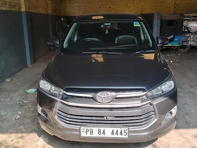 Second Hand Toyota Innova Crysta 2.4 GX 7 STR in Ludhiana