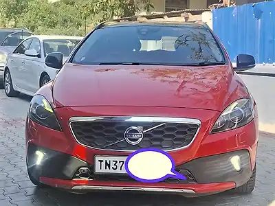 Second Hand वॉल्वो v40 d3 काइनेटिक in कोयम्बटूर