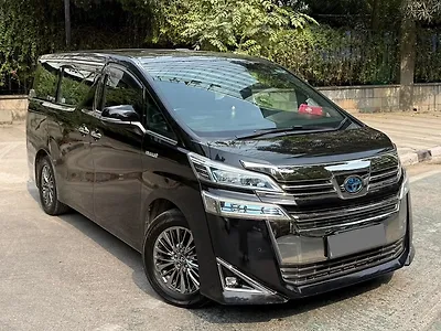 Second Hand Toyota Vellfire Hybrid in Mumbai