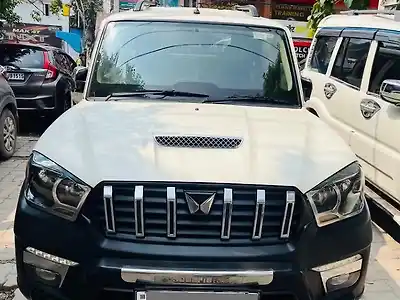 Second Hand महिंद्रा स्कॉर्पियो S Diesel Turbo Manual 7 STR in पटना