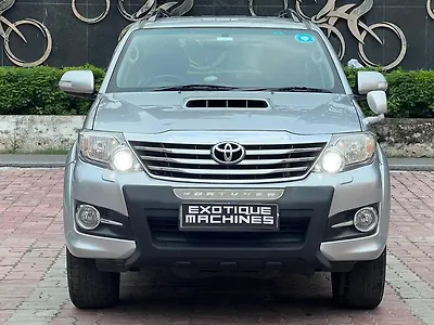 2016 Toyota Fortuner 4x2 AT 1