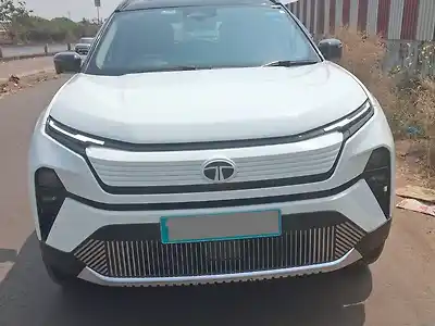 Second Hand टाटा हैरियर ईवी Empowered AWD 75.0 kWh ACFC in कोल्हापुर