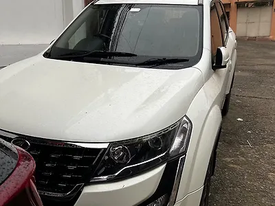 2018 Mahindra XUV500 W11(O) [2018-2020] 1