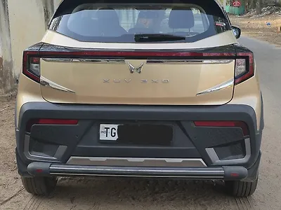 2025 Mahindra XUV 3XO AX5 Petrol 1.2L Turbo Automatic (TC) 1