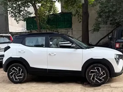 2025 Mahindra XUV 3XO AX7 Diesel 1.5L Turbo Manual Dual Tone 1 2025 Mahindra XUV 3XO AX7 Diesel 1.5L Turbo Manual Dual Tone 1