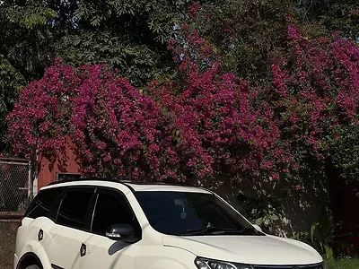 2015 Mahindra XUV500 Xclusive 1