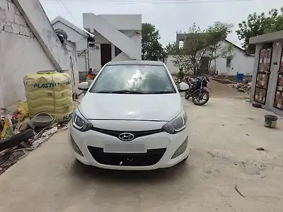 2014 हुंडई i20 स्पोर्ट्ज़ 1.4 crdi 1