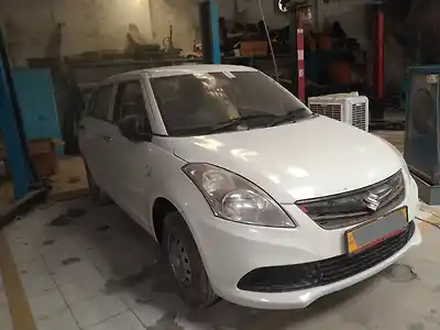 Second Hand मारुति सुज़ुकी डिज़ायर lxi स्पेशल एडिशन in सागर