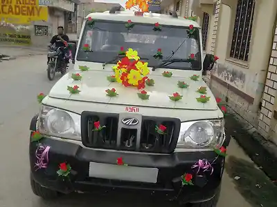 Second Hand महिंद्रा बोलेरो डीआईजेड in सीकर