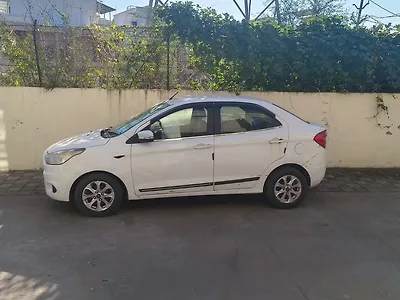 Second Hand Ford Figo Titanium1.5 TDCi in Vadodara