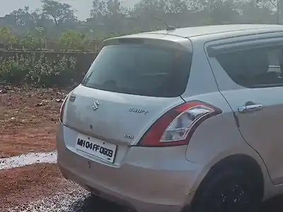 2011 मारुति सुज़ुकी स्विफ़्ट वीडीआई BS-IV 1