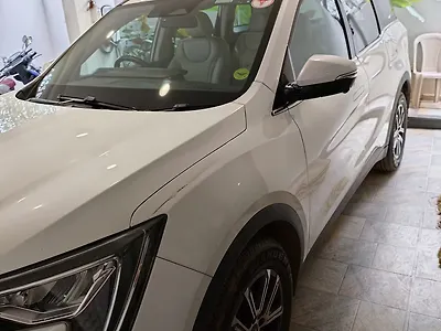 2021 Mahindra Old Generation XUV700 AX 7 Petrol AT Luxury Pack 7 STR