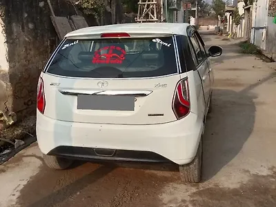 2015 Tata Bolt XMS Petrol 1