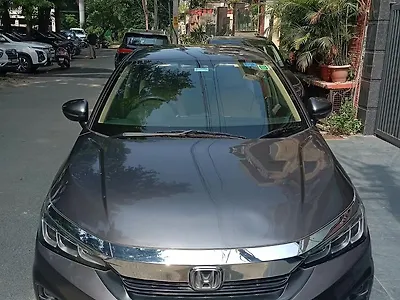 2021 होंडा सिटी वी सीवीटी पेट्रोल 1 2021 होंडा सिटी वी सीवीटी पेट्रोल 1