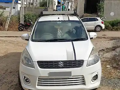 2013 मारुति सुज़ुकी अर्टिगा वीडीआई 1