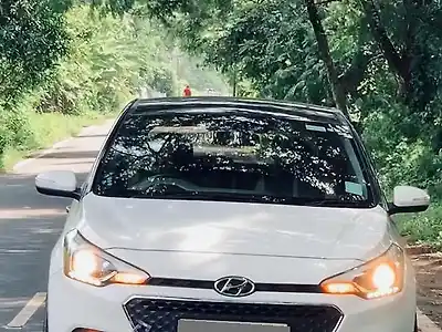 2016 हुंडई एलीट i20 एस्टा 1.4 crdi (o) [2016] 1