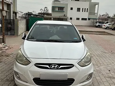 Second Hand Hyundai Verna Fluidic 1.6 CRDi SX in Bhuj