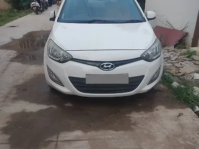 2013 Hyundai i20 Sportz 1.4 CRDI 1 2013 Hyundai i20 Sportz 1.4 CRDI 1
