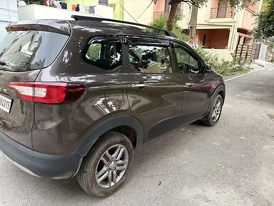 2024 Renault Triber RXZ Dual Tone