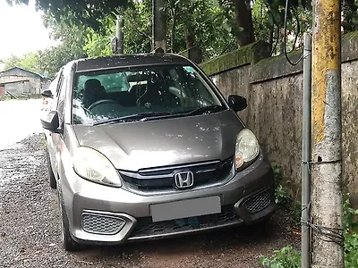 Second Hand Honda Brio VX AT in Sri Vijaya Puram