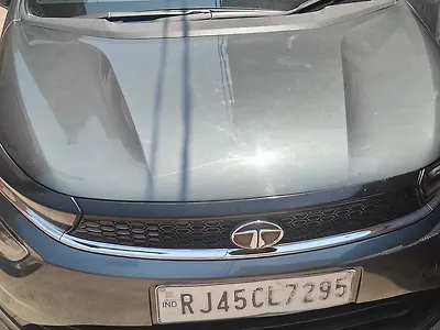 2020 Tata Altroz XZ Petrol [2020-2023] 1