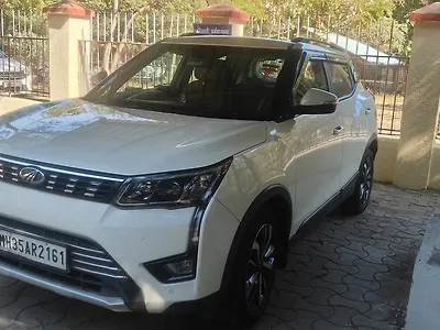 Second Hand Mahindra XUV300 W8 (O) 1.2 Petrol AMT [2021] in Nagpur