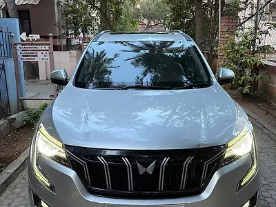 Second Hand Mahindra XUV700 AX 7 Luxury Pack Diesel AT AWD 7 STR [2023-2024] in Coimbatore
