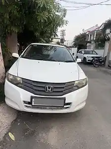 2011 होंडा सिटी 1.5 s एमटी 1 2011 होंडा सिटी 1.5 s एमटी 1