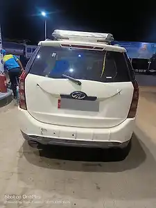 2011 महिंद्रा XUV500 w6 1 2011 महिंद्रा XUV500 w6 1