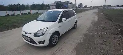 2010 फ़ोर्ड फिगो ड्यूराटोर्क डीज़ल exi 1.4 1