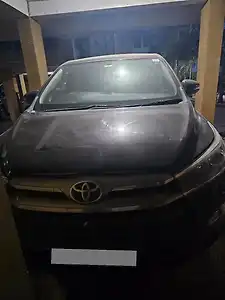 2018 टोयोटा इनोवा क्रिस्टा 2.4 V डीज़ल 1