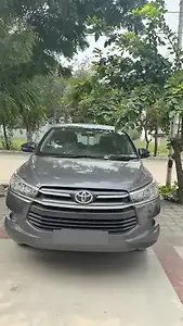 2017 Toyota Innova Crysta 2.8 G AT 1