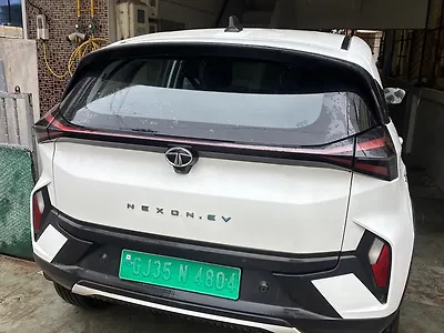 2023 Tata Nexon EV Creative Plus 30.0 kWh 1 2023 Tata Nexon EV Creative Plus 30.0 kWh 1