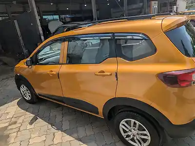 2021 रेनो ट्राइबर rxl 1