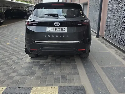 2021 Tata Harrier XT 1