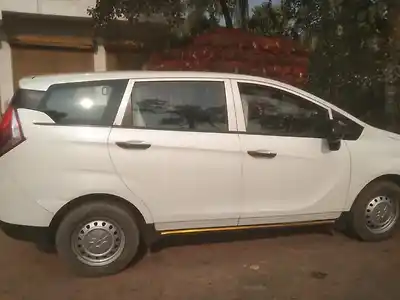 Second Hand महिंद्रा मराजो m4 प्लस 7 सीटर [2020] in कोलकाता