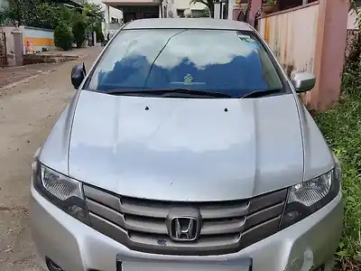 Second Hand होंडा सिटी 1.5 e एमटी  in बेलगौम