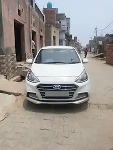 2017 हुंडई एक्सेंट ई सीआरडीआई 1 2017 हुंडई एक्सेंट ई सीआरडीआई 1