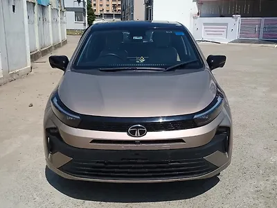 2025 Tata Altroz XM Plus (S) 1